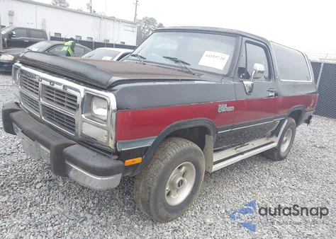 1991 Dodge Ramcharger Aw-150 from USA, damaged, VIN 3B4GM17Y4MM007019